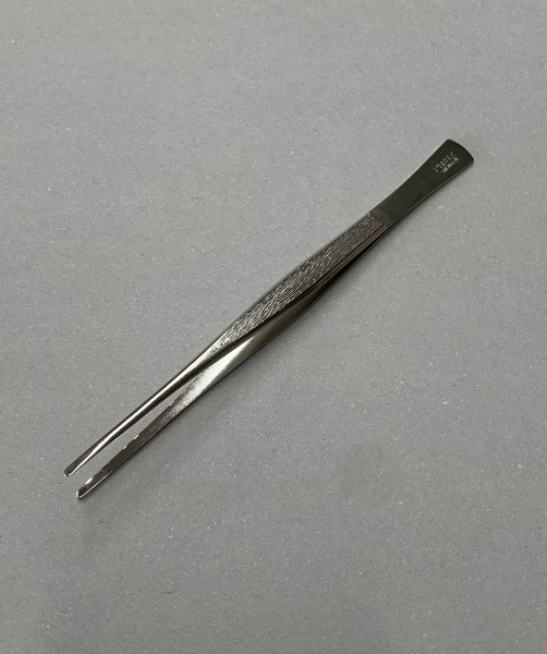 tweezers